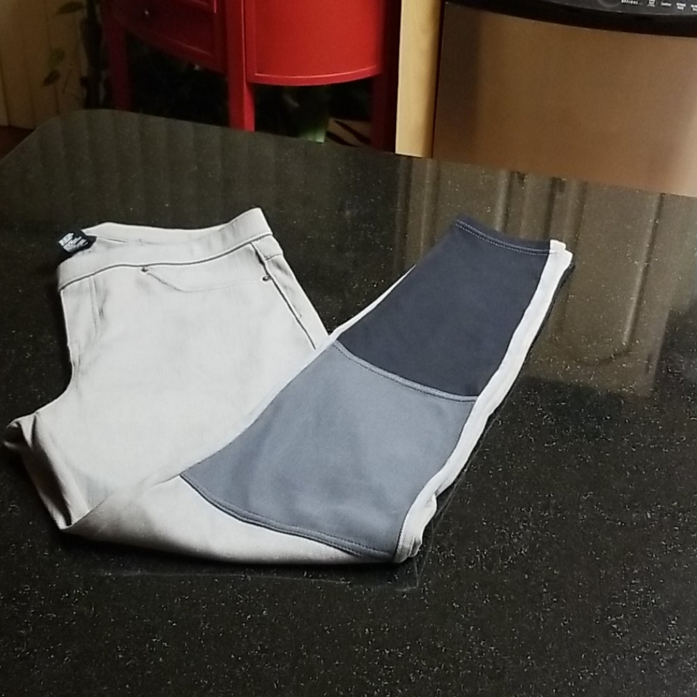 HUE Jeggings